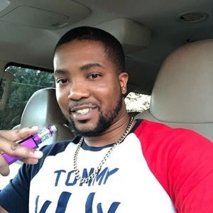 Meet your Posher, Jaron